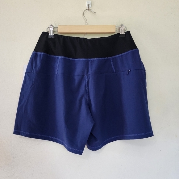 Eleven by Venus Williams Athletic Impact Shorts 6" Inseam size Small NWT - Picture 2 of 4